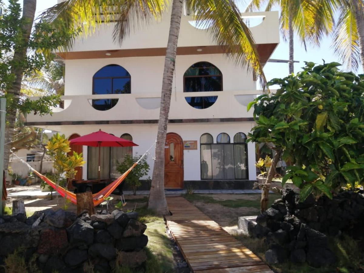 Hostal Muro De Las Lagrimas With High Speed Internet Starlink Puerto Villamil Esterno foto