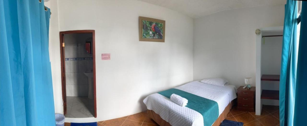 Hostal Muro De Las Lagrimas With High Speed Internet Starlink Puerto Villamil Esterno foto